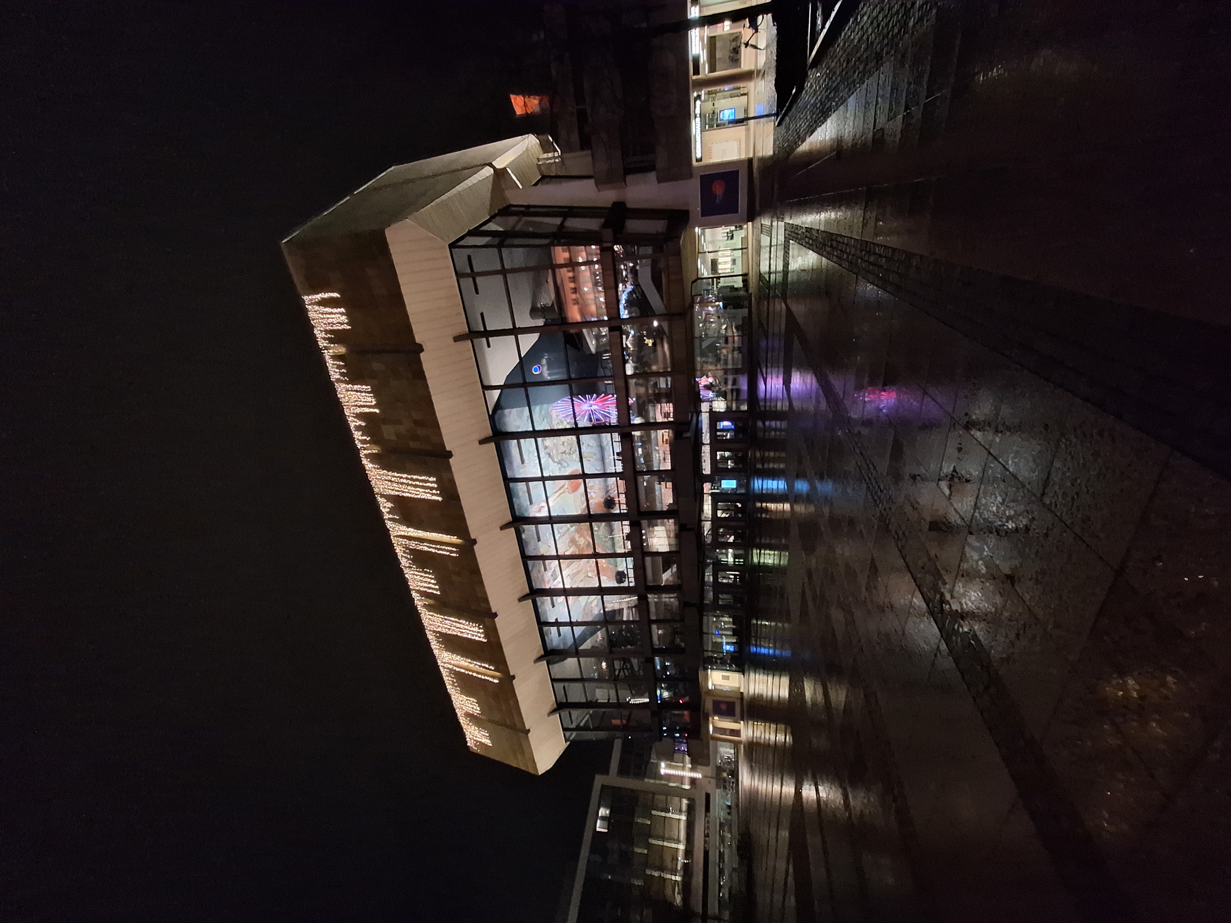 Leipzig Völki bei Nacht